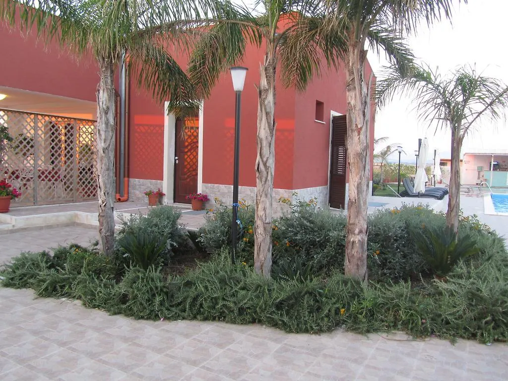 L'Isola Del Sale Bed & Breakfast Trapani 0*,  Italy