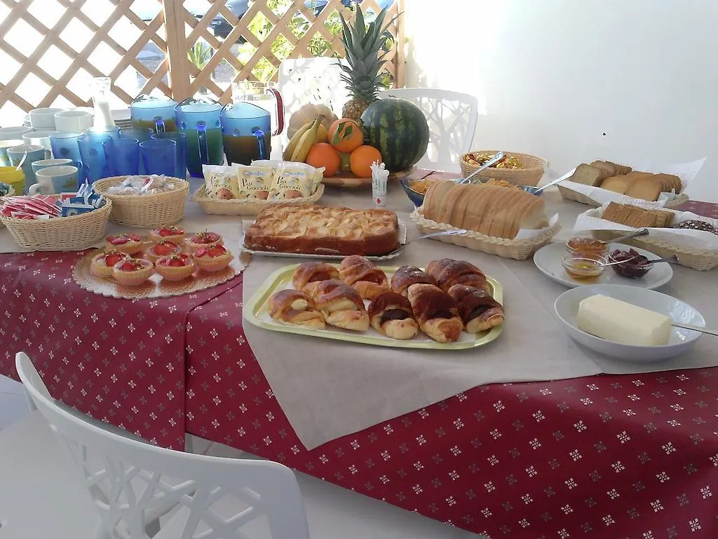 L'Isola Del Sale Bed & Breakfast Trapani Italy